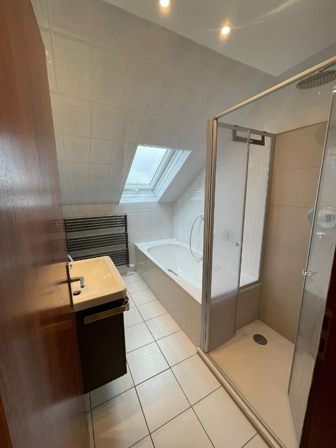 Grosszuegige Ferienwohnung Am Stadtrand Von ฟุลดา ภายนอก รูปภาพ